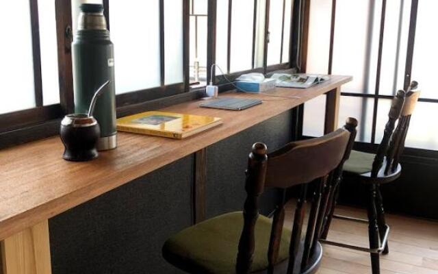 Okiya Guest House & Tapas Bar