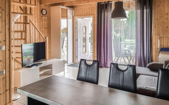 Amazing Home in Sianozety With Wifi and 2 Bedrooms