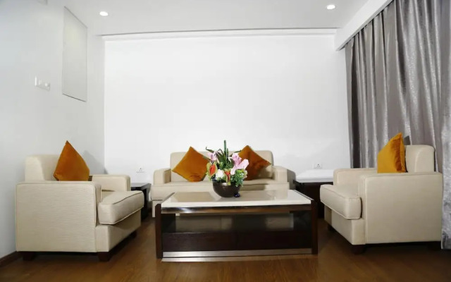 Triguna Clarks Inn
