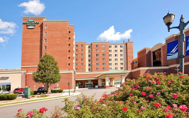 Homewood Suites by Hilton Edgewater