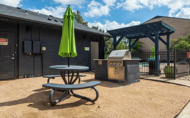 Barsala At Mueller Flats