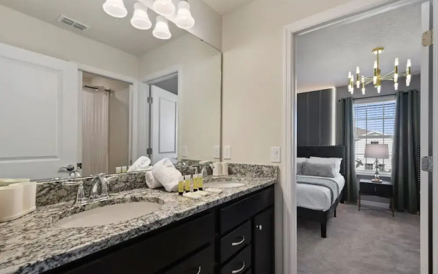 Fancy Game Theater 10br Villa W/pool/spa Disney