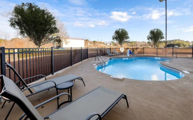 Baymont Inn And Suites Yemassee