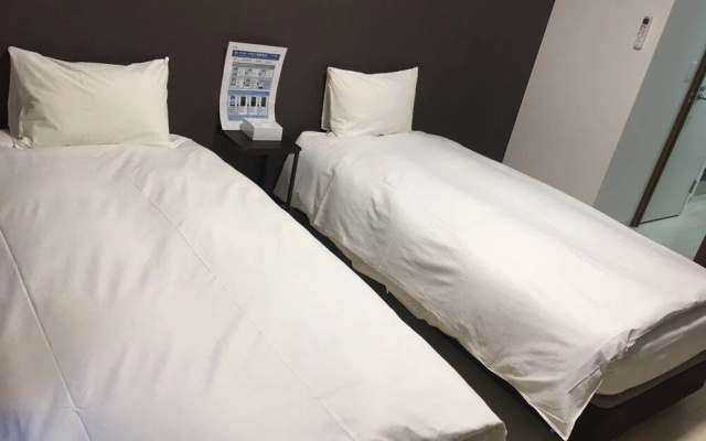 EXE Higashi Shinsaibashi IV – Guest Rooms – Osaka