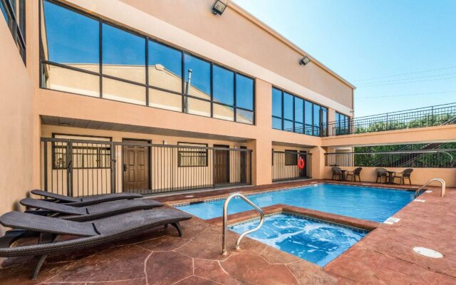 Quality Inn & Suites Round Rock - Austin North