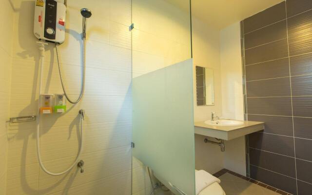 Chiang Mai Waroros Boutique Hotel