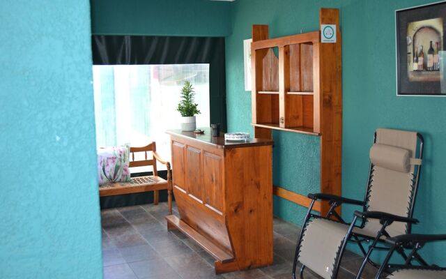 Africa Emerald at 47 Petronella