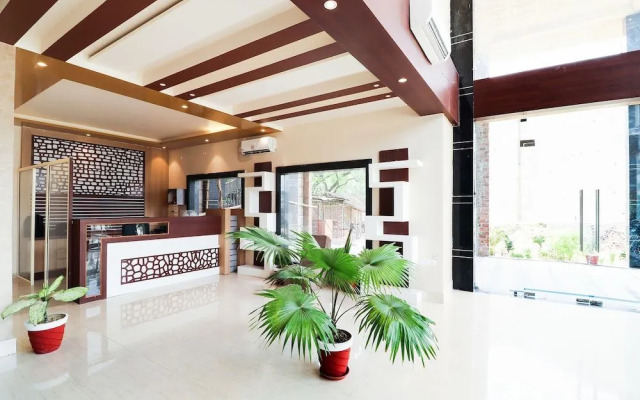 Hotel Bandhan by OYO Rooms