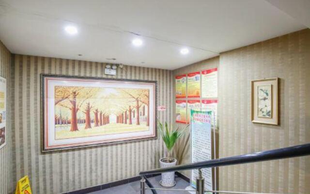 Longmen Business Hotel