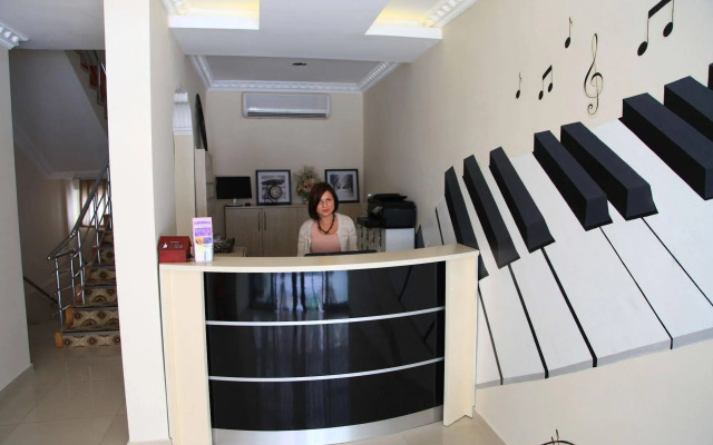 Avlion Hotel