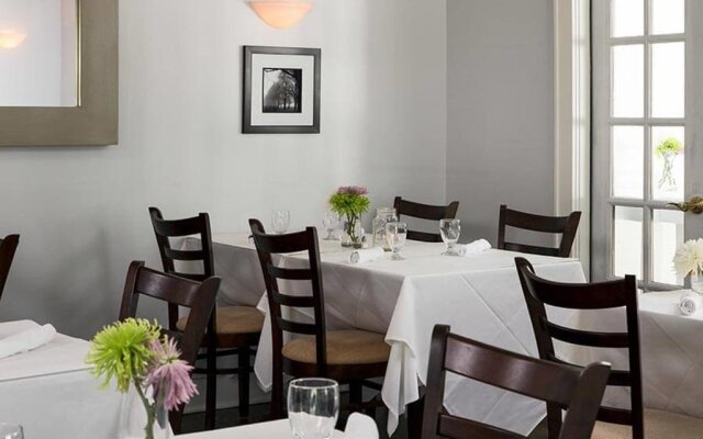 Shelter Island House