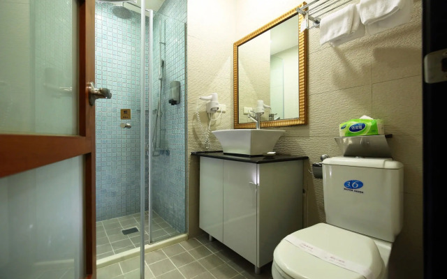 Corner B&B