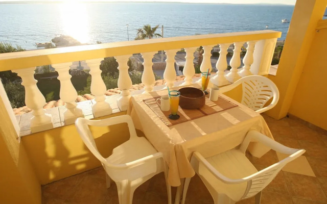 Mladen - Family Friendly & Amazing Location - A2