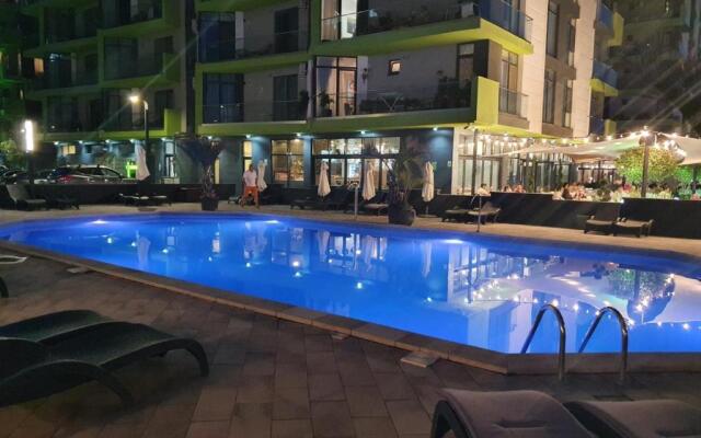 Sensation Apartment By Alezzi