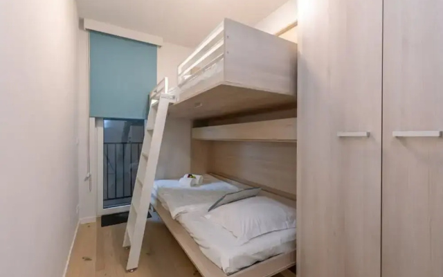 Comfortable 2 Bedroom Apartment With Sea-view