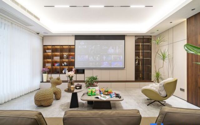 Duoduo&Manyi'S House