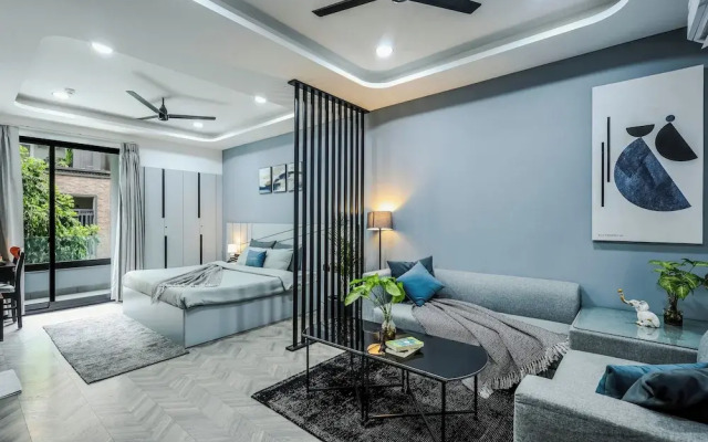 BedChambers Serviced Apartment, Golf Course, Gurgaon