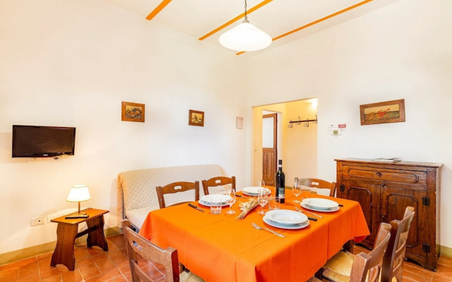 Montignano With Shared Pool