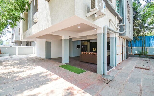 Fabhotel Skylight Studio Rooms