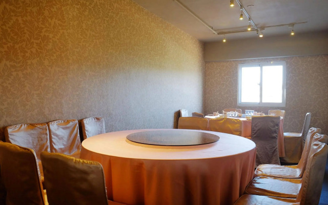 City Suites Gateway