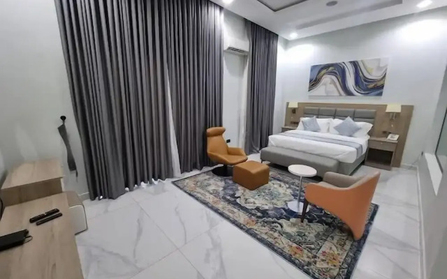 Circusse Suites and Apartments