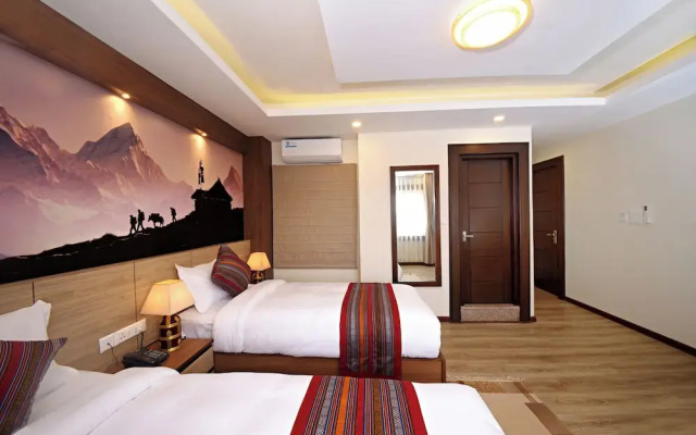 Hotel Sherpani