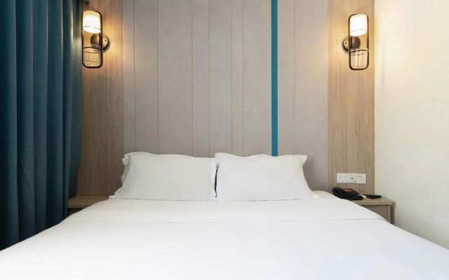 7Days Inn Zhanjiang Xiashan Pedestrian Street Dingsheng Square