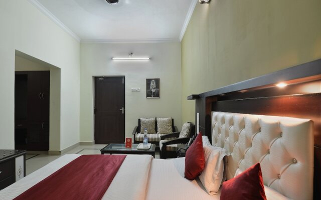 Hotel Sai Leela by OYO Rooms