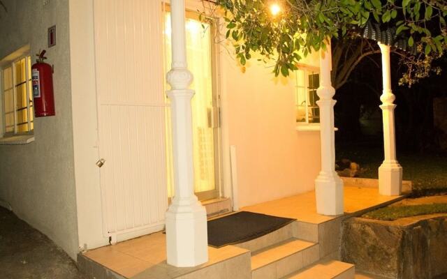 Mavuna Guest Lodge & Conference Centre