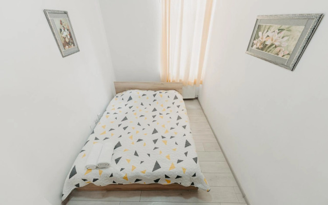 Apartament Piata Amzei 1 (17 B)