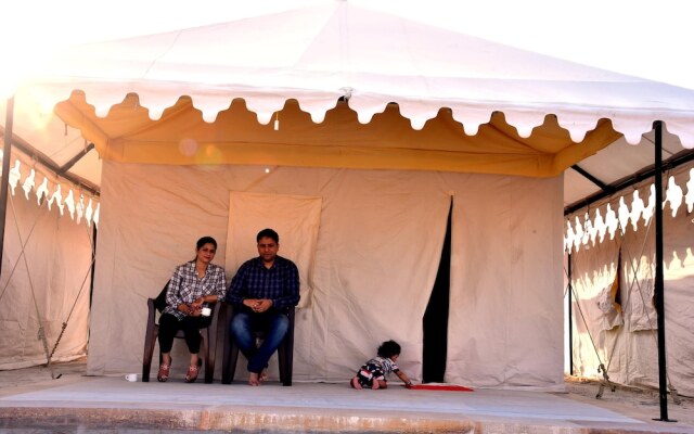 Desert Dream Royal Camp & Pool