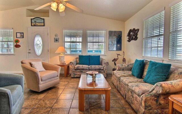 Tropical Touchdown - 4 Br Home