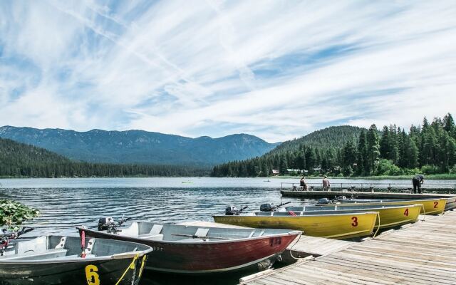 The Simple Life Cabin Apartment 2