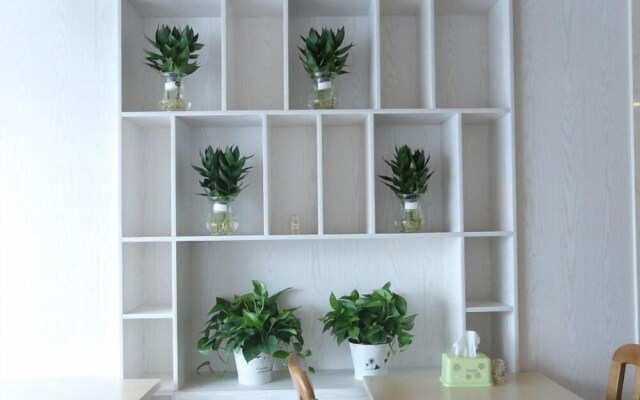 Tianjin Yuetan Hotel