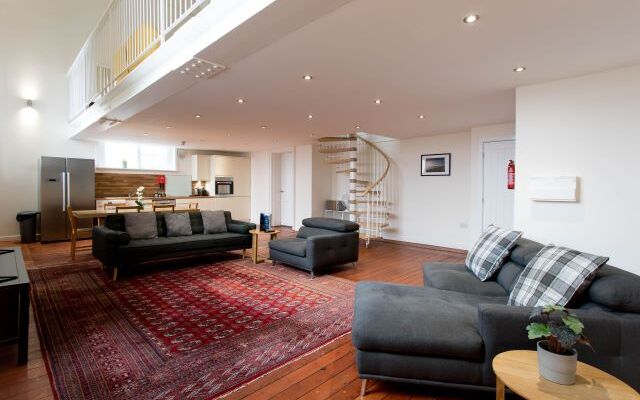 Charter House School Serviced Apartments - Hull Serviced Apartments HSA