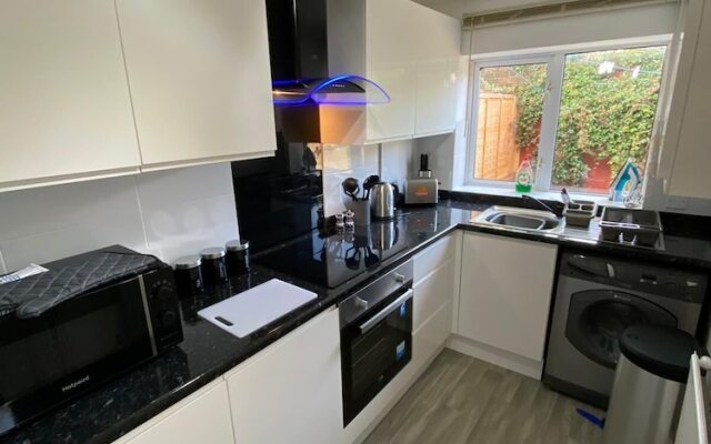 Reading 3 Bedroom apartment