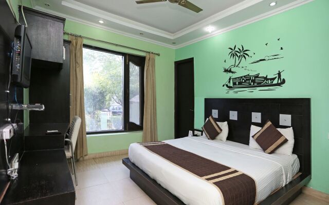 OYO 9332 Aishwarya Le Royale