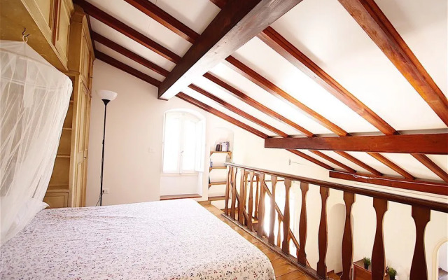 Santa croce charming studio