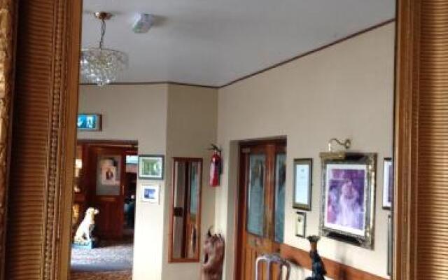 Templemore Arms Hotel