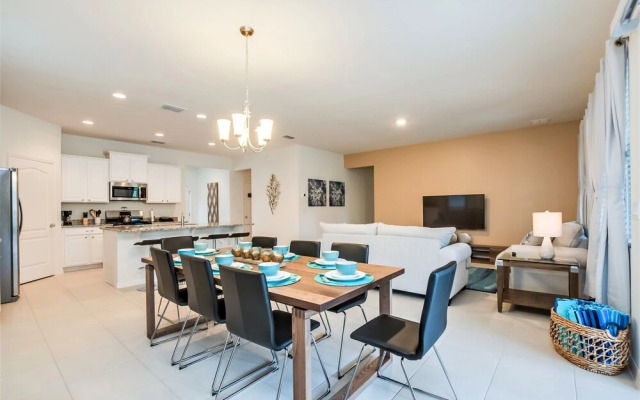 Oakbrone Avenue Villa Solterra 3