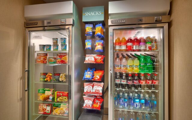 Staybridge Suites Downtown Peoria by IHG