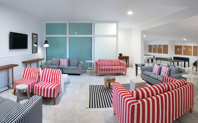 Marina Suites