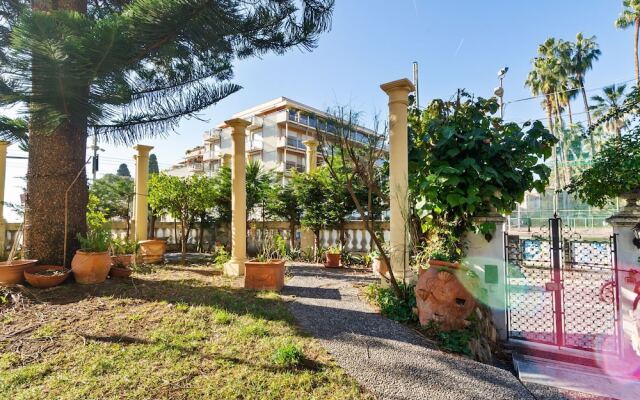 Elegant Holiday Home in Sanremo near Sea