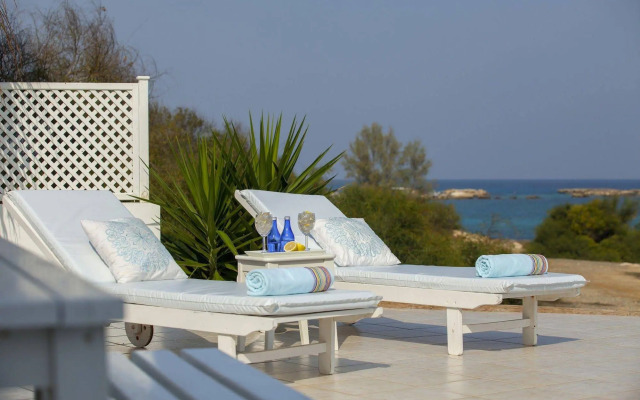Mimosa Seafront Villa