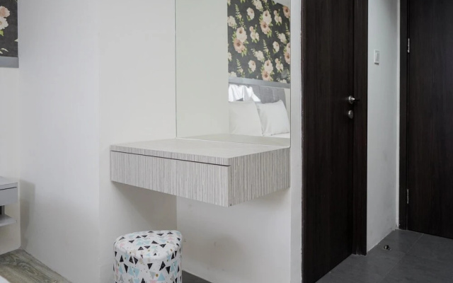 Comfortable and Simply Studio at Bintaro Icon Apartment