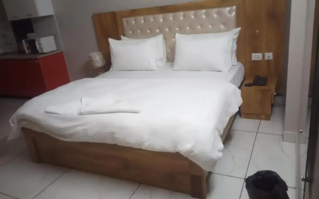 Hotel Veersarthak Residency