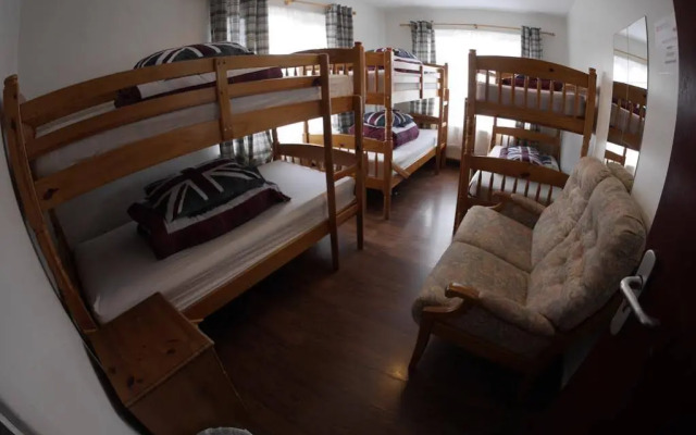 Midtown Hostel