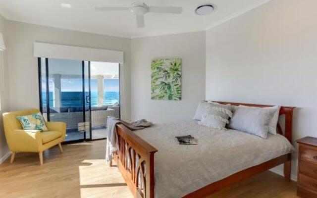 Castaways Beach Escape