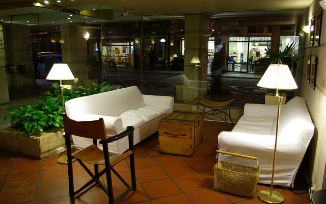 Loi Suites Arenales