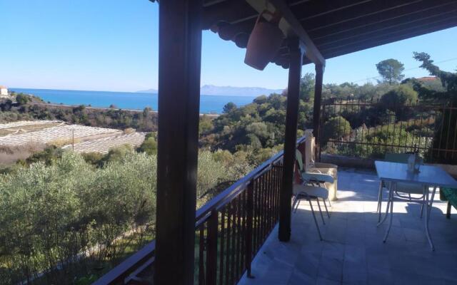 Real Holidays Antoniadou - Rustic House